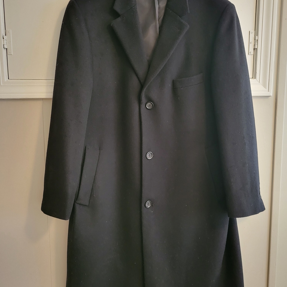 Classic Men's Black Overcoat - Timeless Wool Blend